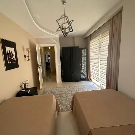 Akar * Alanya