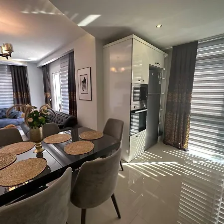 Apartament Akar