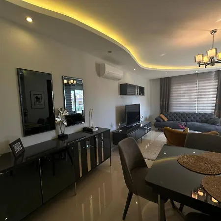 Apartament Akar